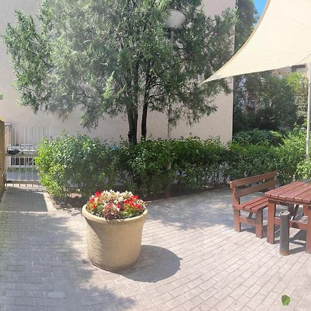 H1 Apartmanok บูดาเปสต์ ภายนอก รูปภาพ