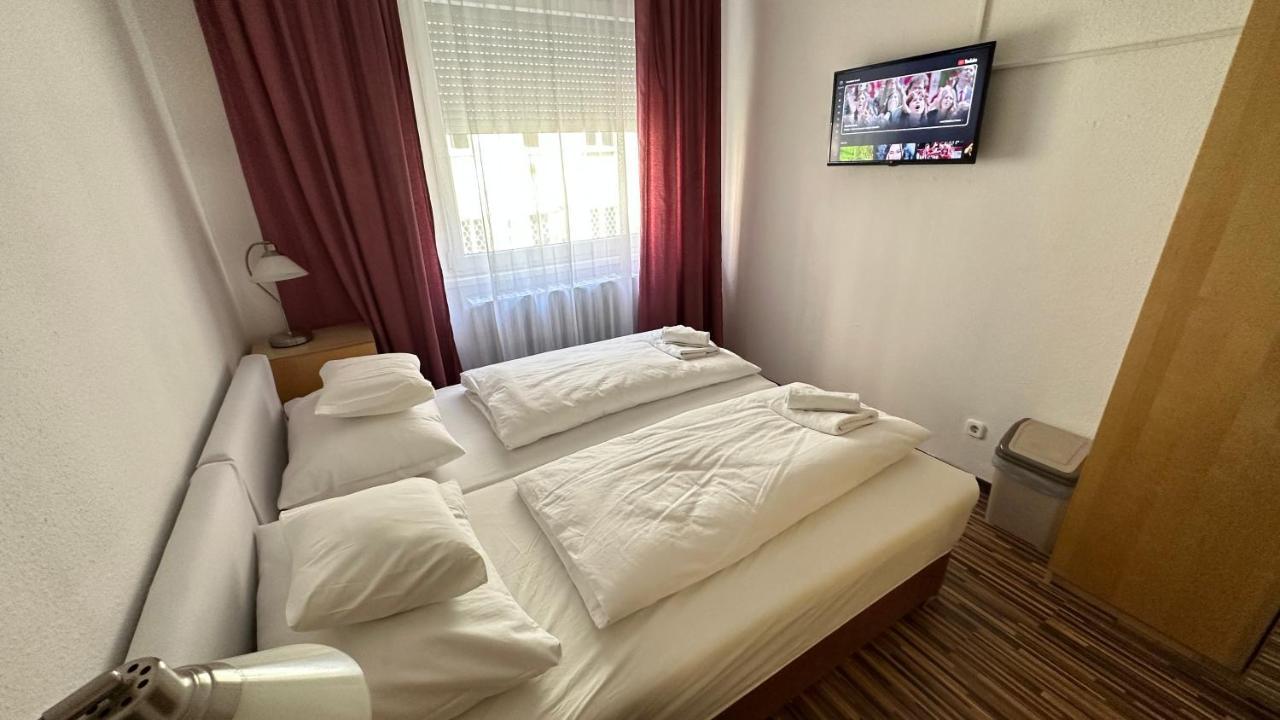 H1 Apartmanok บูดาเปสต์ ภายนอก รูปภาพ