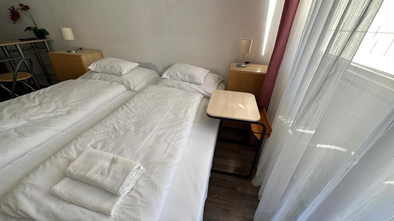 H1 Apartmanok บูดาเปสต์ ภายนอก รูปภาพ