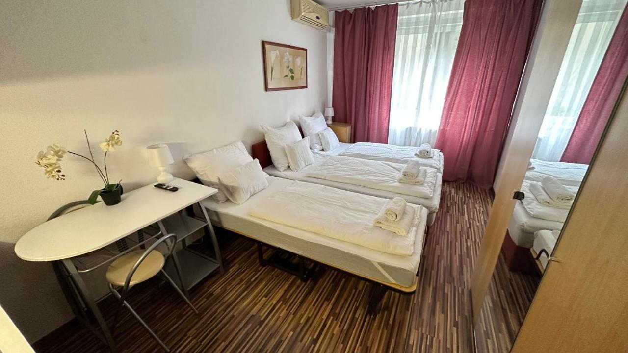 H1 Apartmanok บูดาเปสต์ ภายนอก รูปภาพ